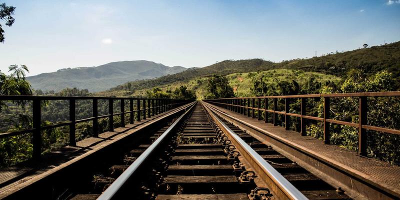 5G专网实战：利用免费工具与后端开发技术，为垂直行业定制网络切片服务